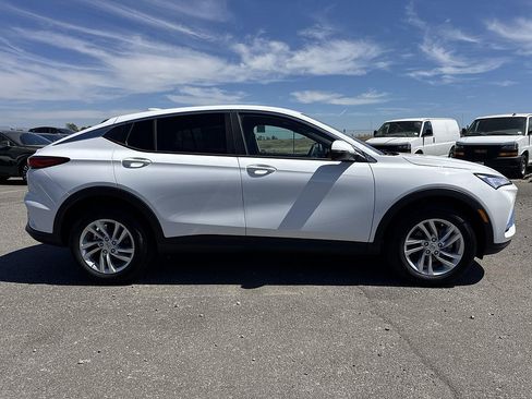 New 2026 Buick Envista Preferred FWD image 3