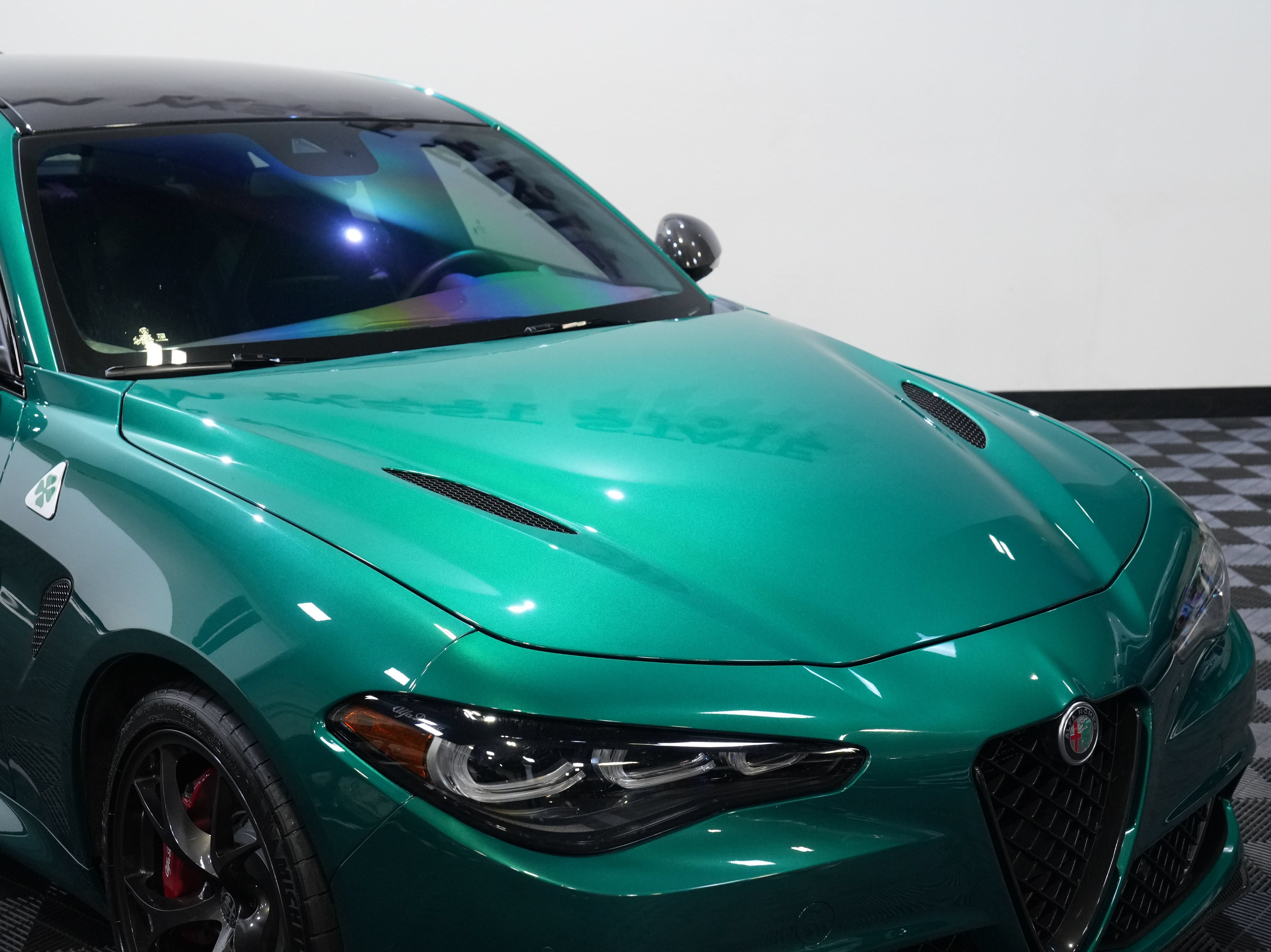 Used 2024 Alfa Romeo Giulia Quadrifoglio RWD image 12