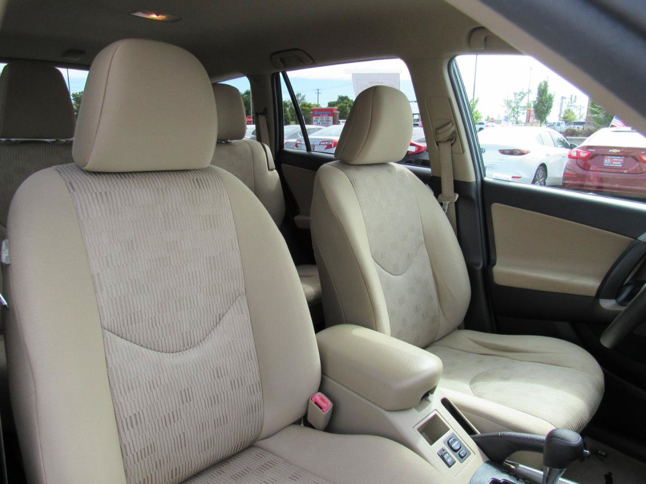 Used 2012 Toyota RAV4 4WD w/ Value Pkg image 25