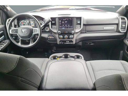 Used 2024 RAM 2500 Big Horn AWD/4WD image 11
