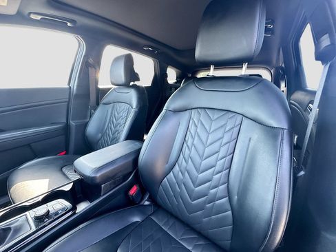 Certified 2023 Kia Sportage X-Line w/ X-Line Premium Package AWD/4WD image 24
