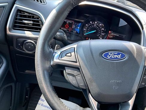 Used 2020 Ford Edge SEL AWD/4WD image 18
