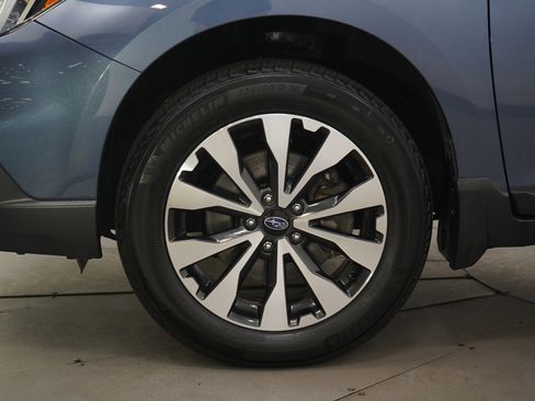 Used 2017 Subaru Outback 2.5i Limited w/ Popular Package #5 AWD/4WD image 30