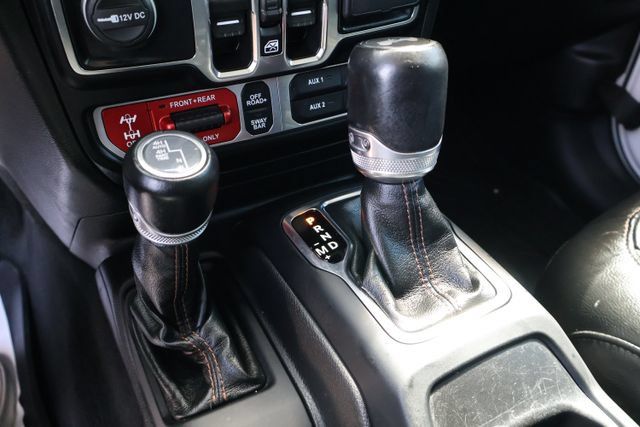 Used 2022 Jeep Wrangler Unlimited Rubicon AWD/4WD image 13
