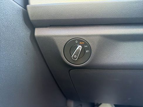 Used 2024 Volkswagen Jetta S image 19