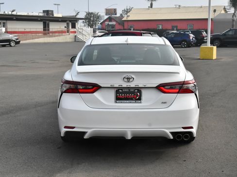 Used 2024 Toyota Camry SE image 7