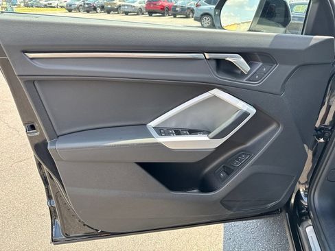 Used 2023 Audi Q3 2.0T Premium w/ Convenience Package AWD/4WD image 31