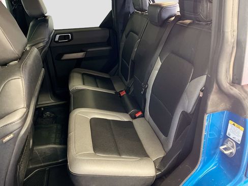 Used 2023 Ford Bronco Black Diamond w/ Sasquatch Package image 24