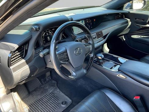 Used 2019 Lexus LS 500 AWD w/ Interior Upgrade Package image 17