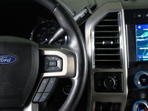 Used 2021 Ford F250 Platinum w/ FX4 Off-Road Package image 18