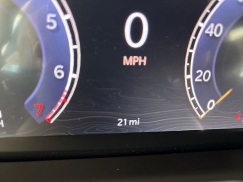 New 2026 Jeep Grand Cherokee Limited AWD/4WD image 32
