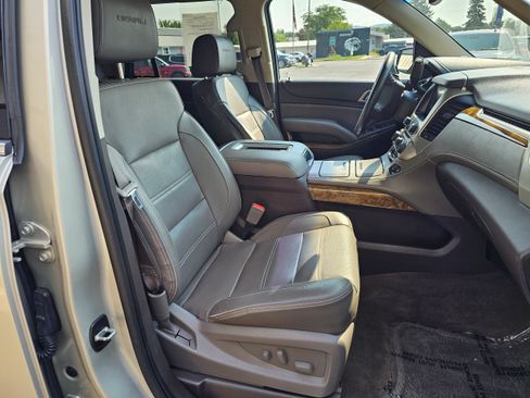 Used 2016 GMC Yukon Denali w/ Open Road Package AWD/4WD image 21