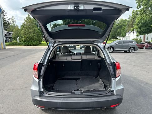 Used 2017 Honda HR-V EX image 15