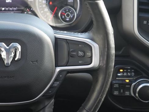 Used 2020 RAM 1500 Big Horn AWD/4WD image 18