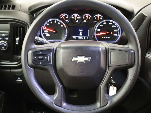 Used 2020 Chevrolet Silverado 1500 Custom w/ Custom Convenience Package RWD image 13