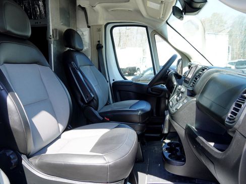 Used 2022 RAM ProMaster 2500 w/ Interior LED Lighting Group image 17