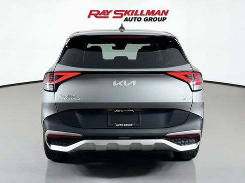 Used 2023 Kia Sportage LX AWD/4WD image 6