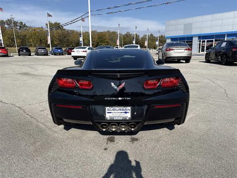 Used 2015 Chevrolet Corvette Stingray Coupe w/ 3LT Preferred Equipment Group image 4
