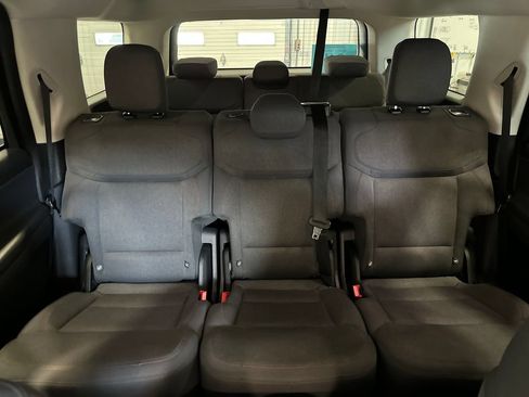 Used 2025 Ford Expedition Active AWD/4WD image 26