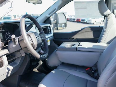 New 2025 Ford F250 XL w/ 360-Degree Camera Package RWD image 14