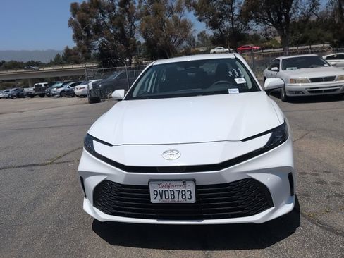 Certified 2025 Toyota Camry LE FWD image 8