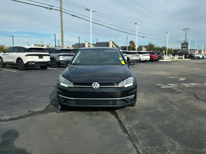 Used 2019 Volkswagen Golf SE