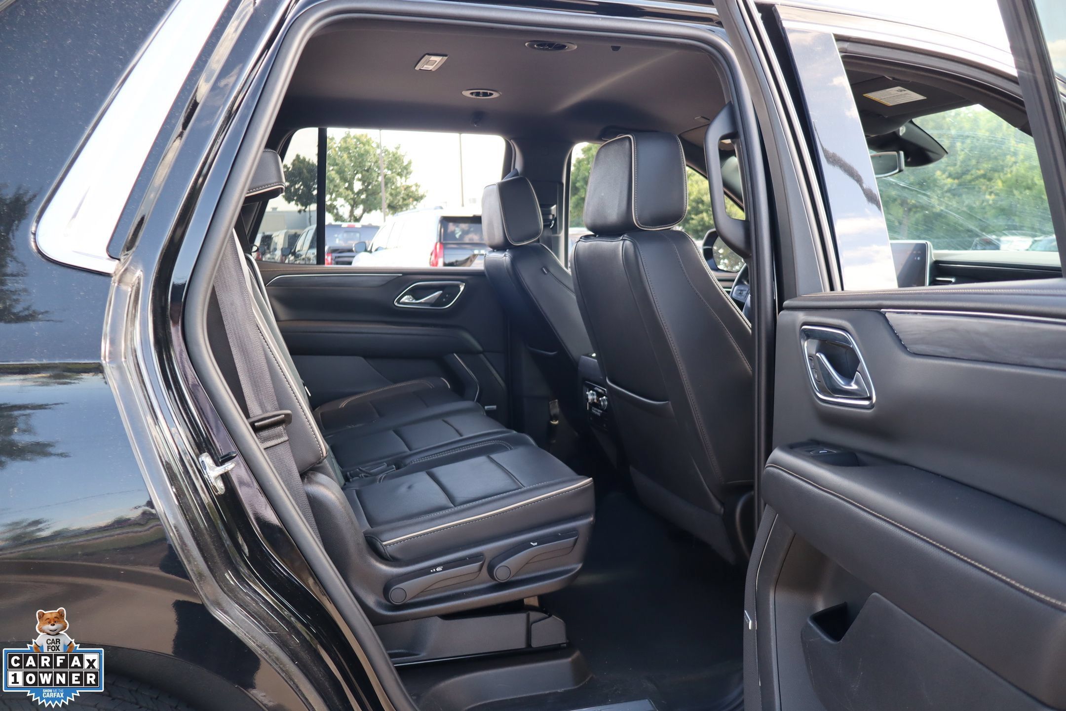 Used 2024 GMC Yukon SLT AWD/4WD image 31