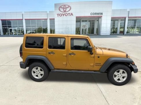 Used 2014 Jeep Wrangler Unlimited Sport w/ Quick Order Package 24S AWD/4WD image 4