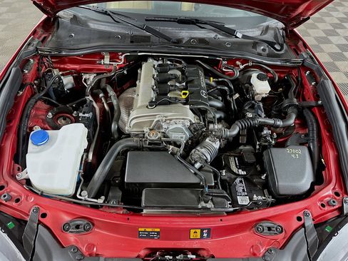 Used 2017 MAZDA MX-5 Miata RF Grand Touring RWD image 27