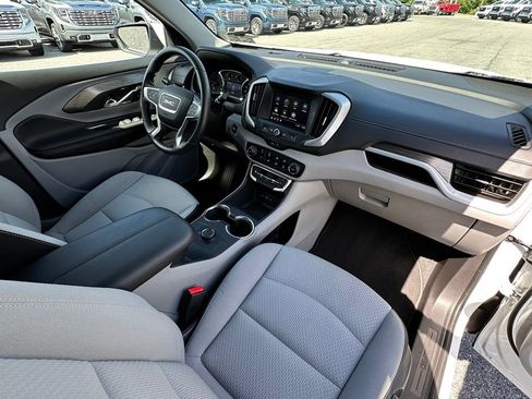 Used 2023 GMC Terrain SLE AWD/4WD image 14