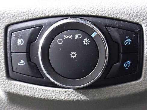 Used 2016 Ford F150 XLT w/ XTR Package image 10