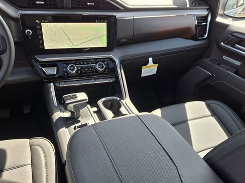 New 2026 GMC Sierra 1500 Denali AWD/4WD image 31