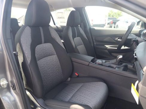 New 2026 Nissan Sentra SV w/ SV Convenience Package FWD image 21