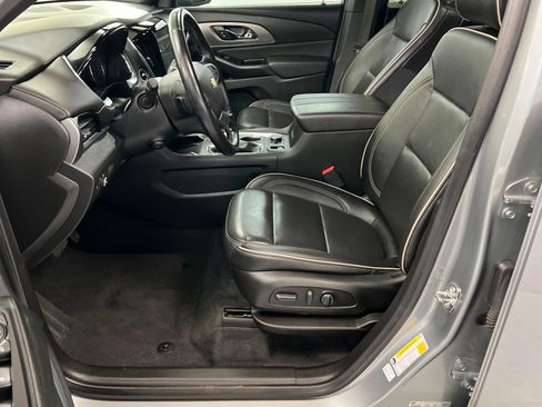 Certified 2023 Chevrolet Traverse Premier image 18
