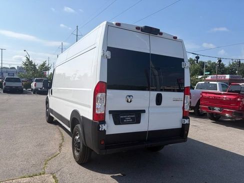 Used 2023 RAM ProMaster 2500 FWD image 5