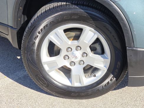 Used 2009 GMC Acadia SLE w/ Visibility Package FWD image 6