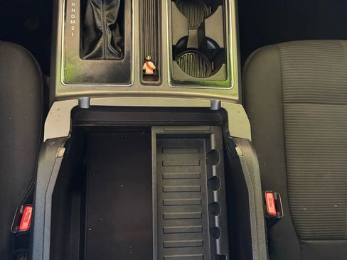 Used 2015 Ford F150 XLT w/ Equipment Group 302A Luxury image 17