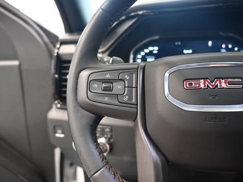 Used 2024 GMC Sierra 1500 AT4 w/ Technology Package AWD/4WD image 28