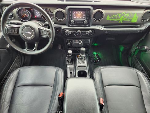 Used 2021 Jeep Gladiator Sport AWD/4WD image 8