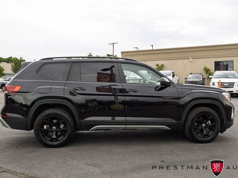 Used 2024 Volkswagen Atlas Peak Edition SEL AWD/4WD image 20
