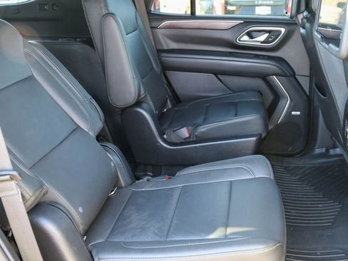 Used 2021 Chevrolet Tahoe Z71 w/ Rear Media and Nav Package image 22