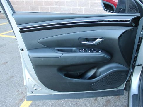 Used 2024 Hyundai Tucson SEL w/ Convenience Package AWD/4WD image 9