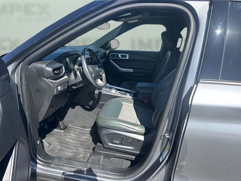 Used 2022 Ford Explorer Timberline image 9