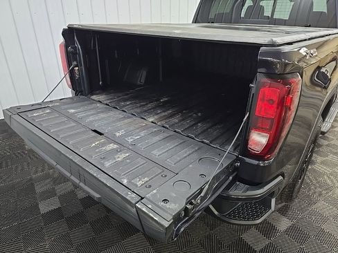 Used 2025 GMC Sierra 1500 Elevation w/ Elevation Premium Package AWD/4WD image 11