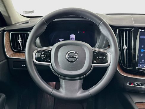 Used 2024 Volvo XC60 B5 Plus w/ Protection Package Premier AWD/4WD image 18
