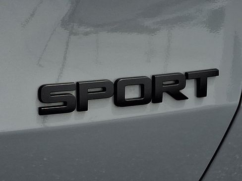 Certified 2025 Honda HR-V Sport image 30