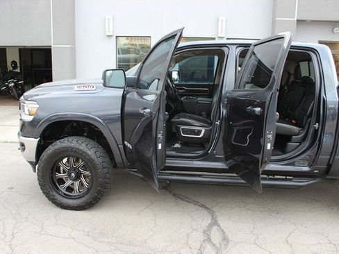 Used 2019 RAM 1500 Laramie w/ Off Road Group AWD/4WD image 11