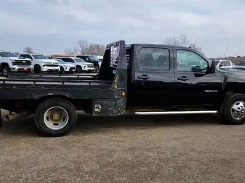 Used 2012 Chevrolet Silverado 3500 LT w/ Interior Plus Package image 9