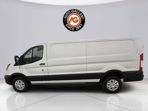 Used 2024 Ford Transit 150 Low Roof w/ Load Area Protection Package RWD image 4