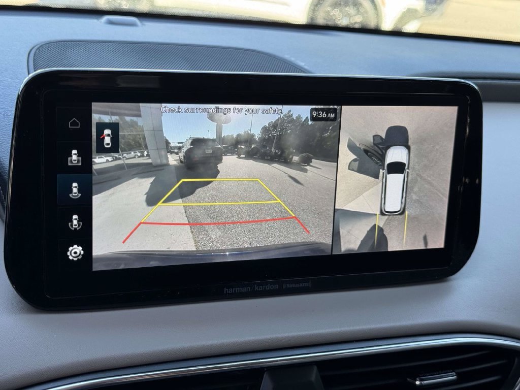Used 2022 Hyundai Santa Fe Limited w/ Cargo Package FWD image 4